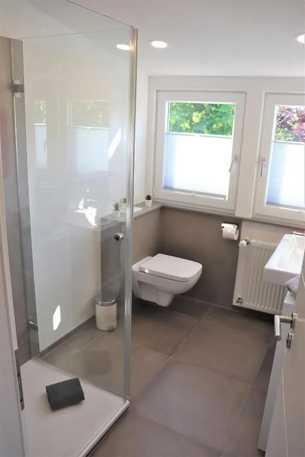 Wohnung #6 Mit Balkon In Ruhiger Aber Zentrale Lage - Stadtbus Vor Der Tuer! Lindau  Apartment Lindau (Bodensee)