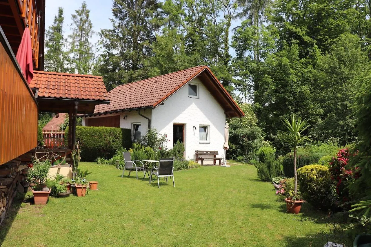 Wohnung #6 Mit Balkon In Ruhiger Aber Zentrale Lage - Stadtbus Vor Der Tuer! Lindau